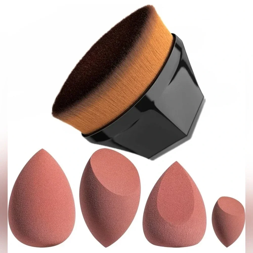 JPNK FOUNDATION MAKEUP BRUSH & 4 SPONGES NEW OUT OF STOCK